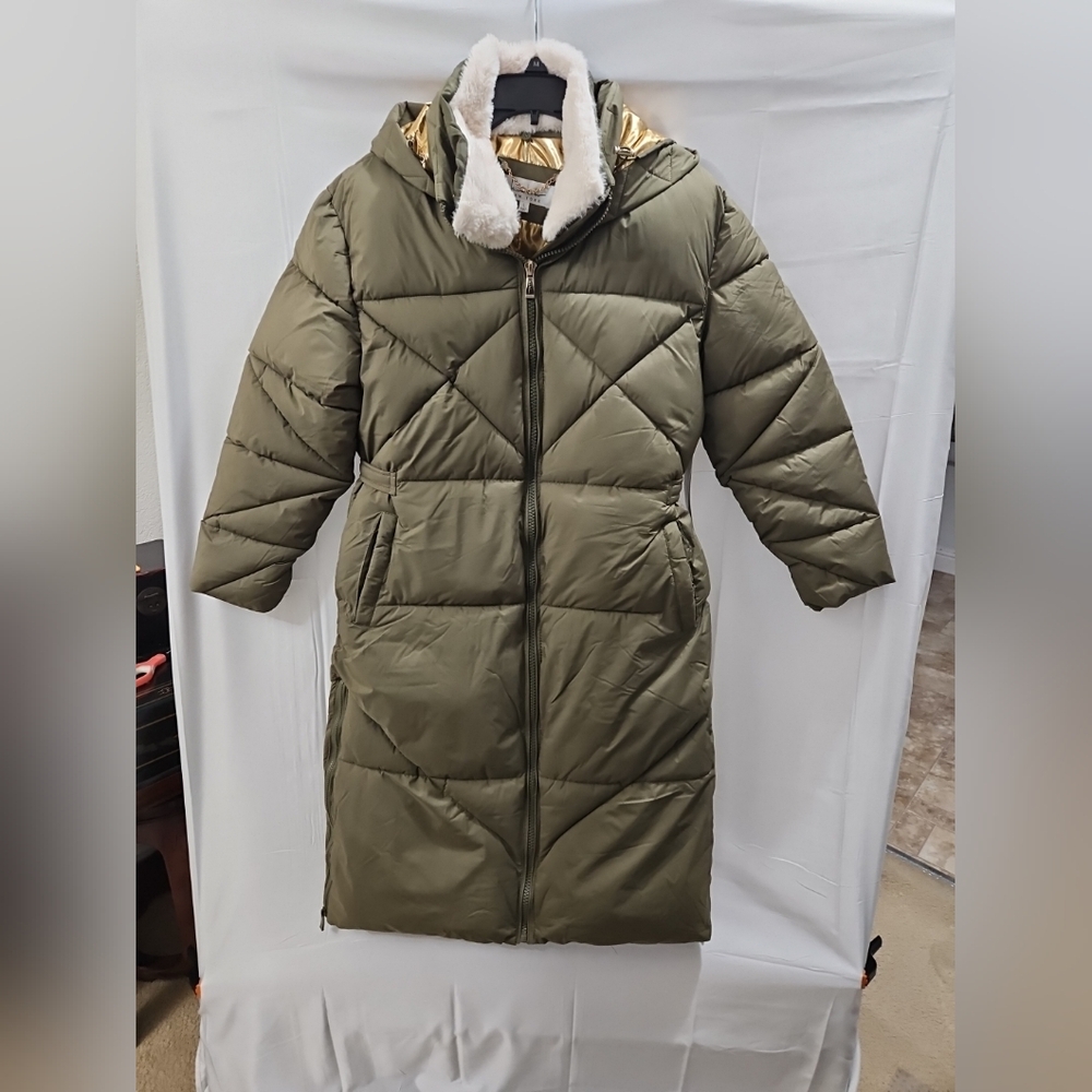 Nicole Miller Green Puffer Jacket with Gold Lining